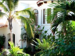 El Encanto